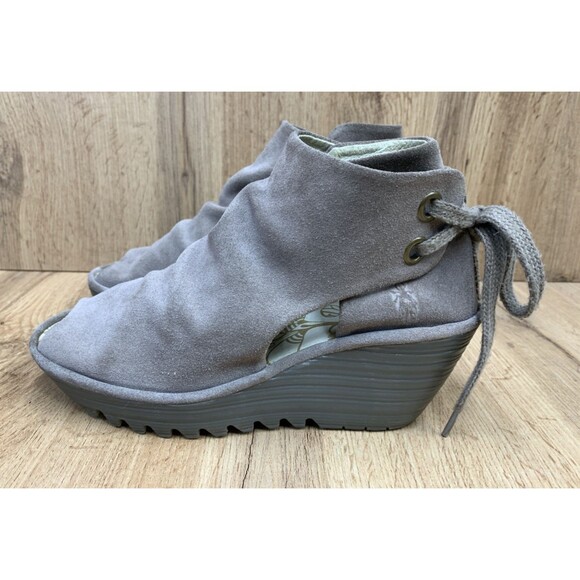 Fly London Yema Women’s EU 38 US 7.5 Ankle Bootie Wedge Heel Laced Back - Picture 3 of 16